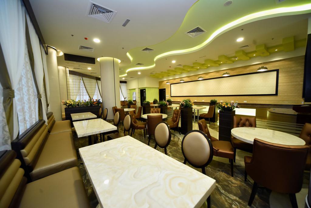 Alain Aparthotel 4*